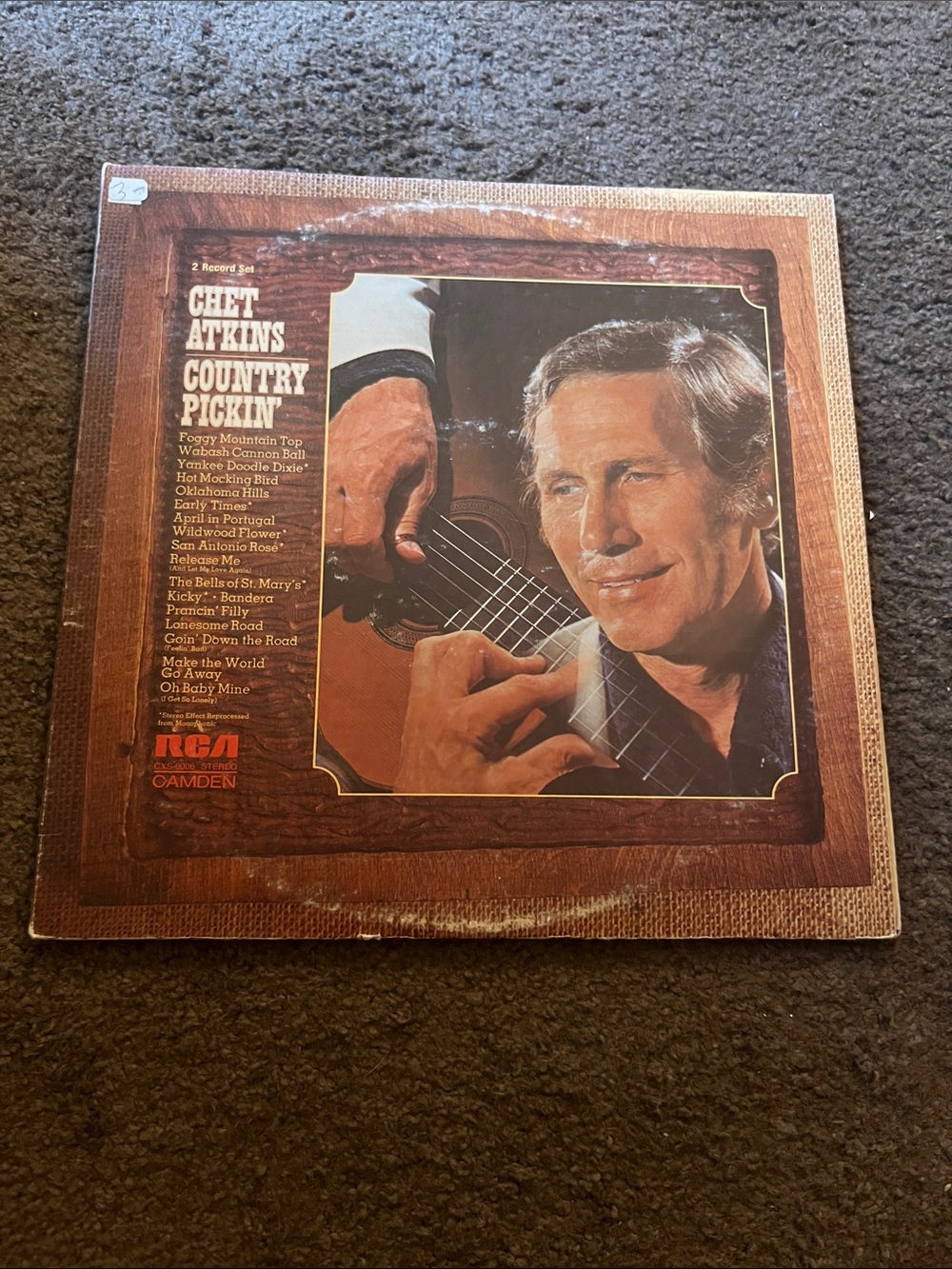 Chet Atkins "Country Pickin'" Vinyl LP - Brown & Tan Cover
